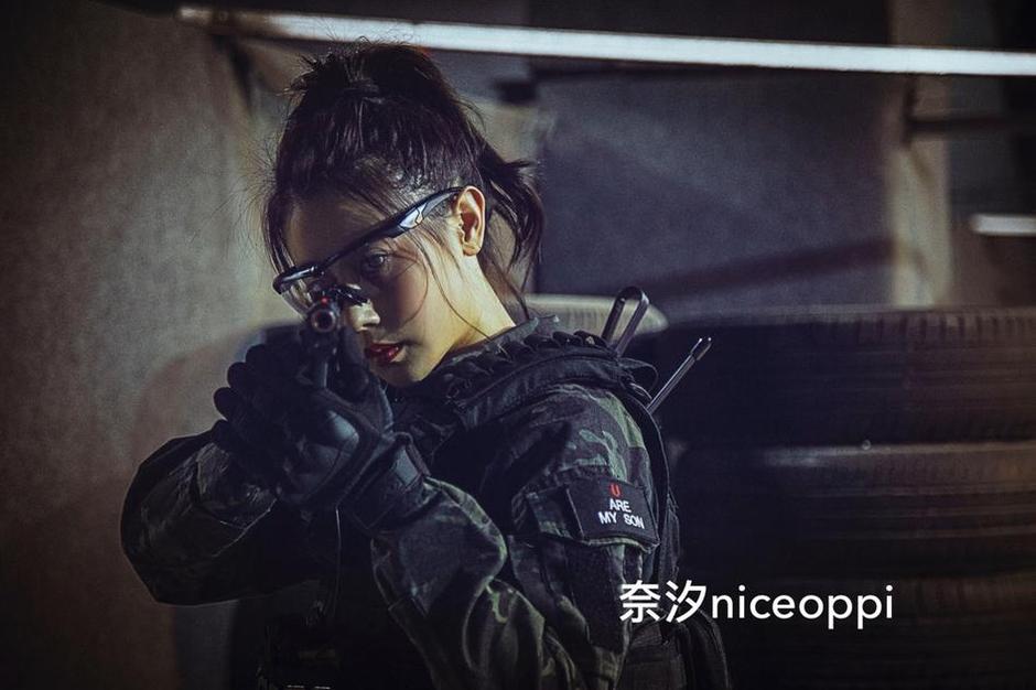 奈汐酱nice胡迪舞动cos作品，高级图包奉上-51acg