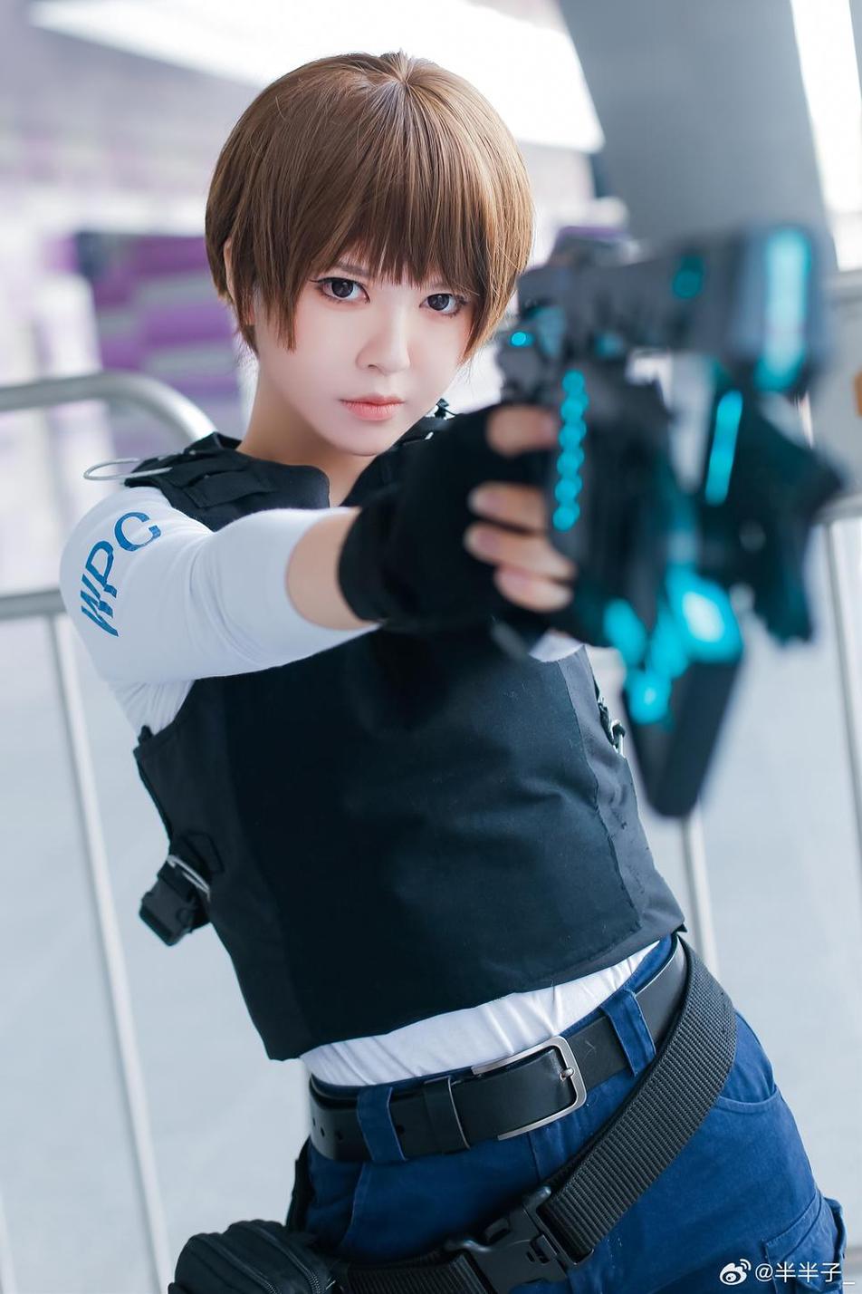 半半子明日香的最新作品：一场奇妙的cosplay之旅-51acg