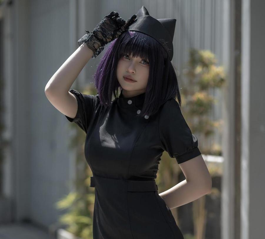 热情更新！Azami布莱默顿原创cosplay图包，等你来领-51acg