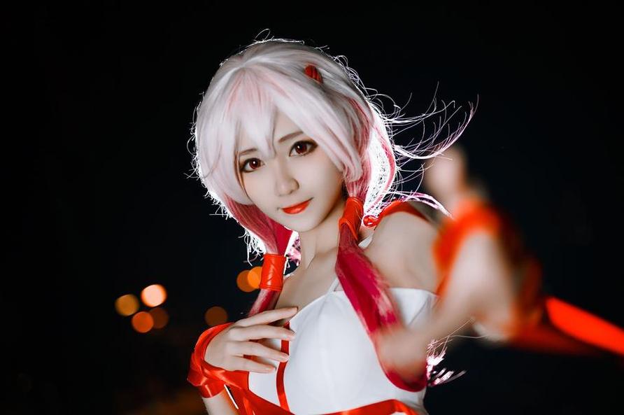 南桃momoko怎样拍照才能代表作品风格？-51acg