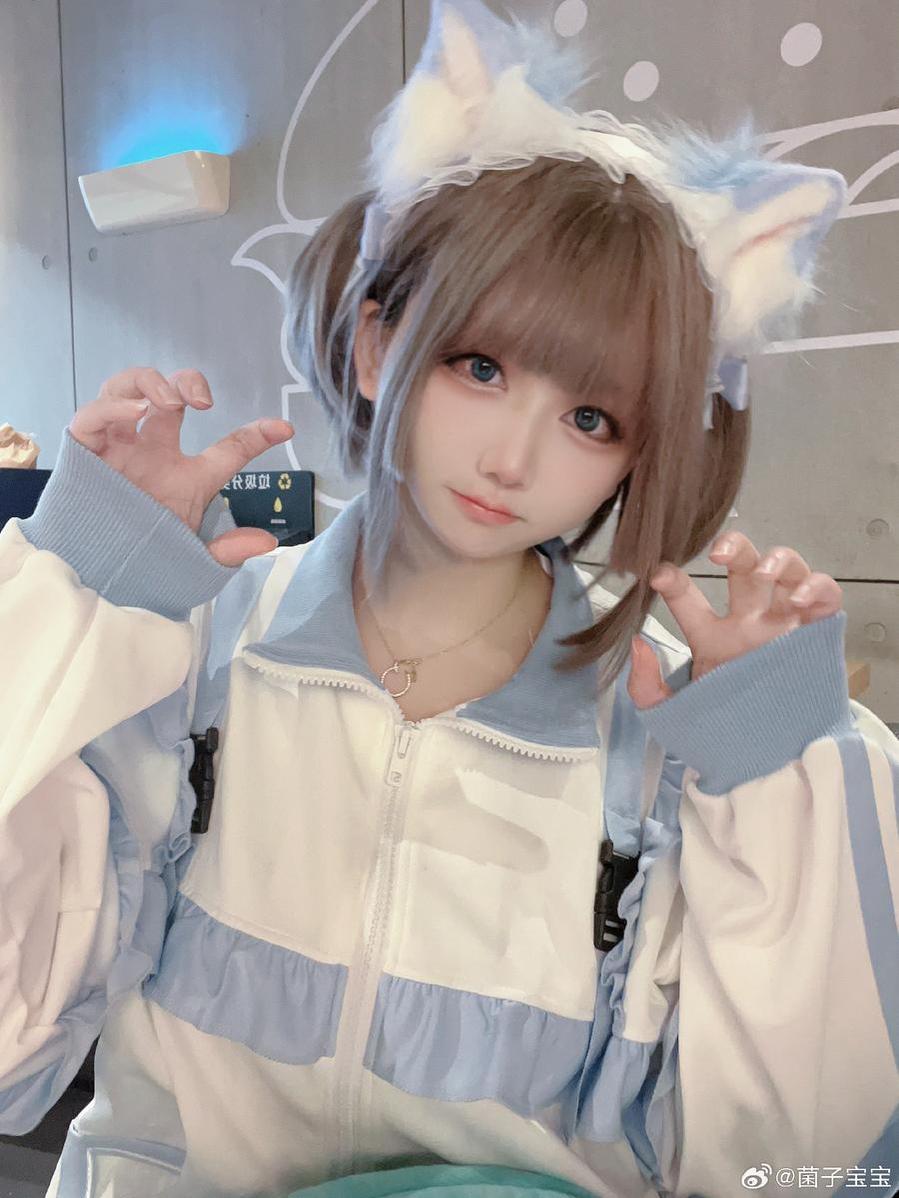 浅野菌子cos经典：深夜之祈的魔女之鸟-51acg