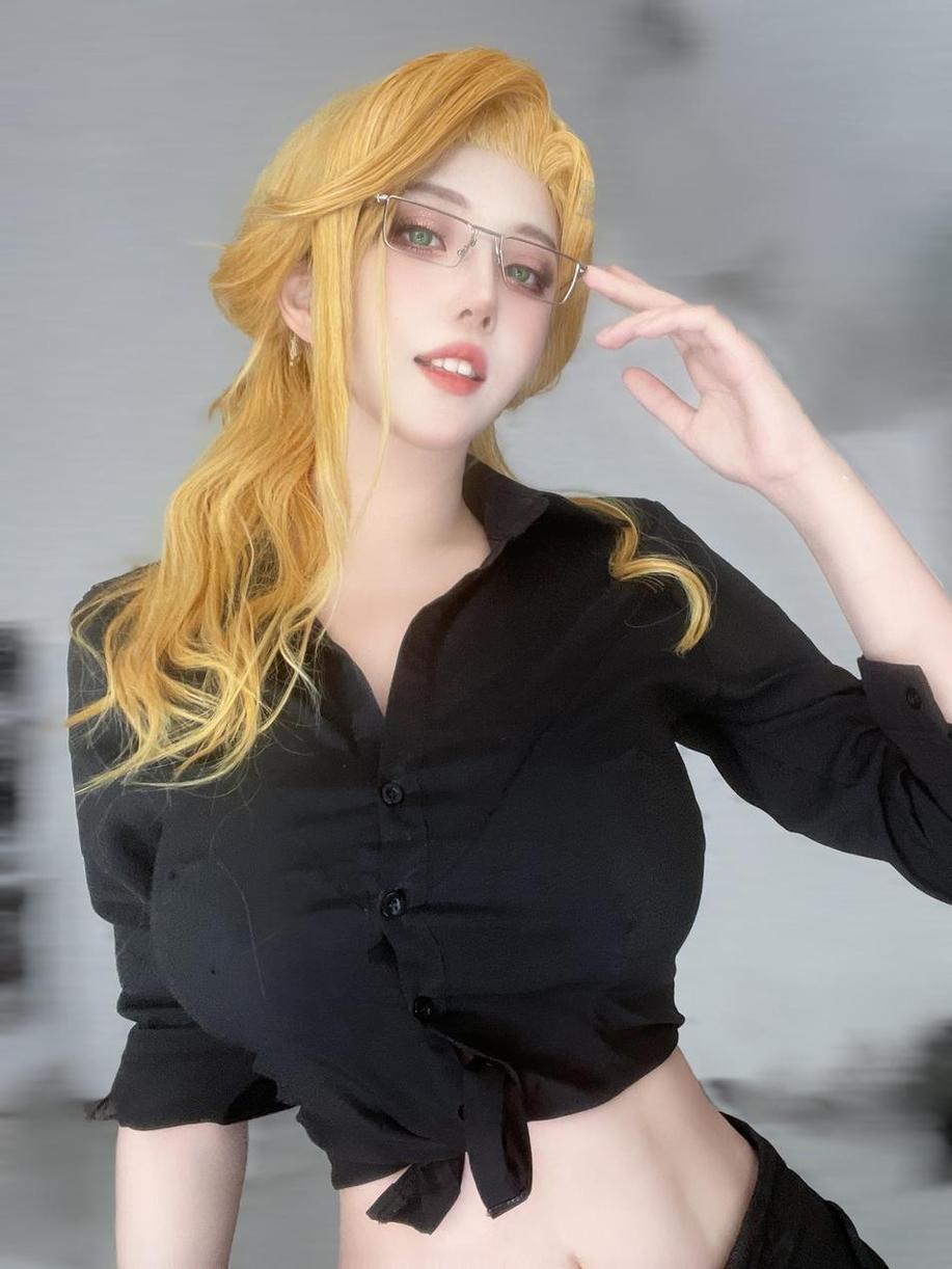 菌烨tako写真精选集锦，让你感受到cosplay的独特魅力。-51acg