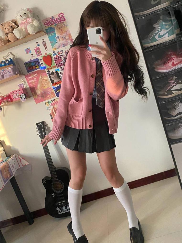 佳佳酱在哪里工作，发布精选的cos美图图包，等你来下载-51acg