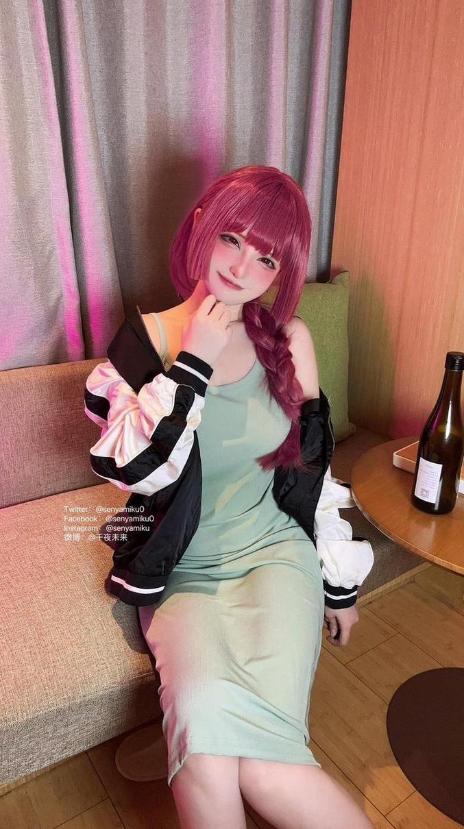 千夜未来cos喜多川海梦的摄影作品，展现不同的风格魅力-51acg