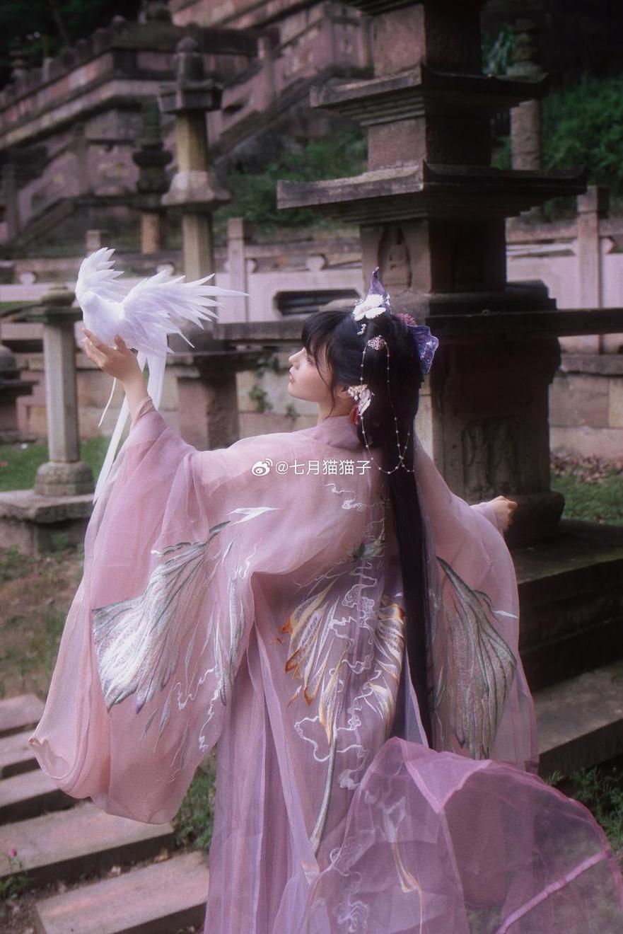 巨佬蓝鸟七月喵子cosplay大赏，亿万粉丝为它疯狂打call-51acg