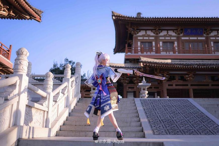 水淼aqua神里cos：最佳cos美图，欢迎品鉴cos作品的完美呈现-51acg