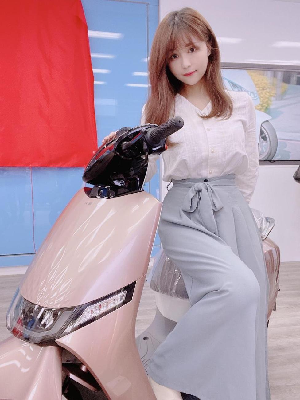 白神泱黑色美图更新，再现真人版动漫角色-51acg