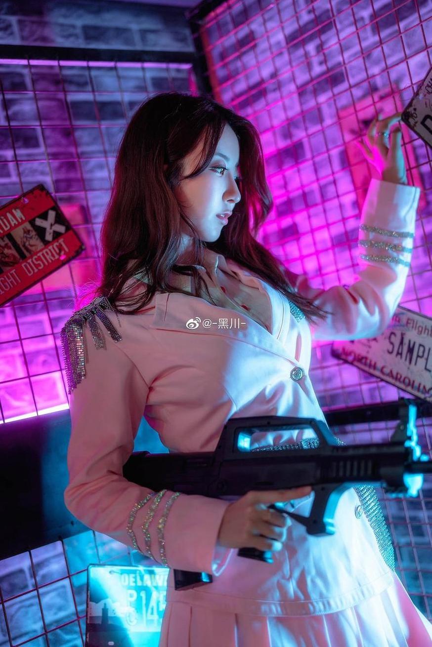 黑川cos写真，原图尽显魅力与自信-51acg