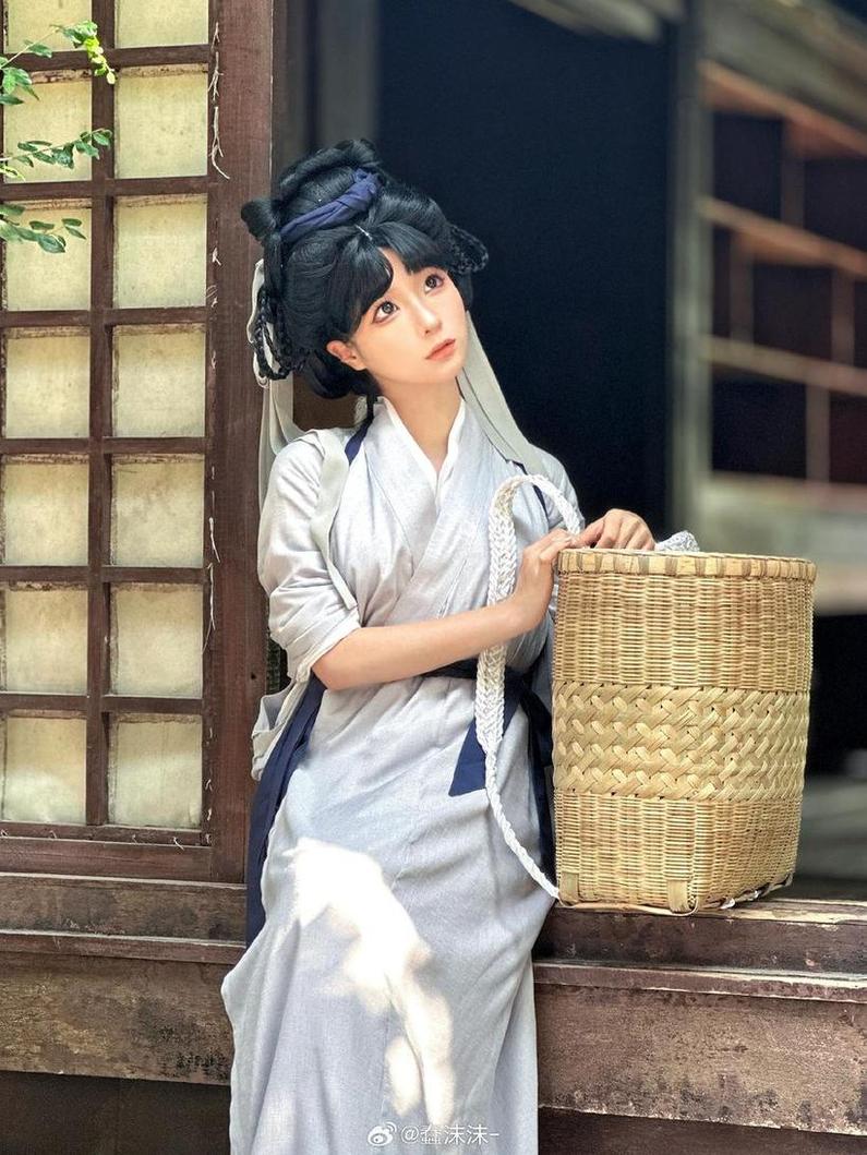 “恋爱世界”蠢沫沫微博coser全部作品图包分享-51acg