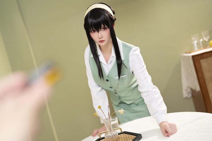 化身cosplayer，扮演星之迟迟微博超话中的角色-51acg