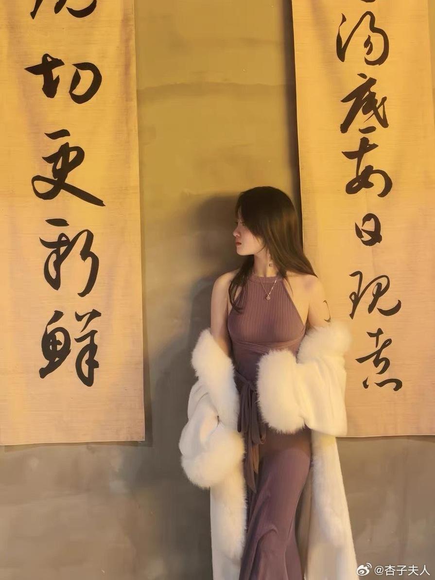 改变人生观的白烨cos图，让你追求更高远-51acg