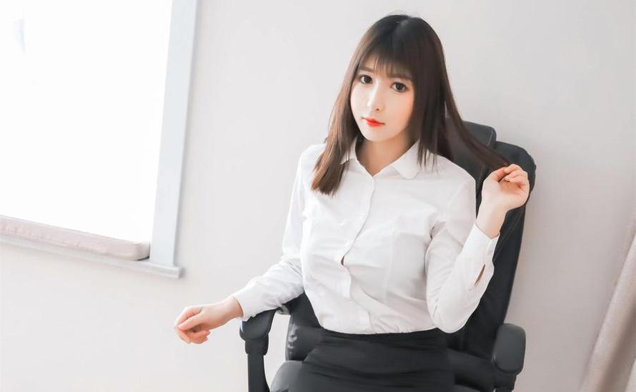 小酥酱桃花妖的原图集锦，揭示出她独特的性格和特点。-51acg