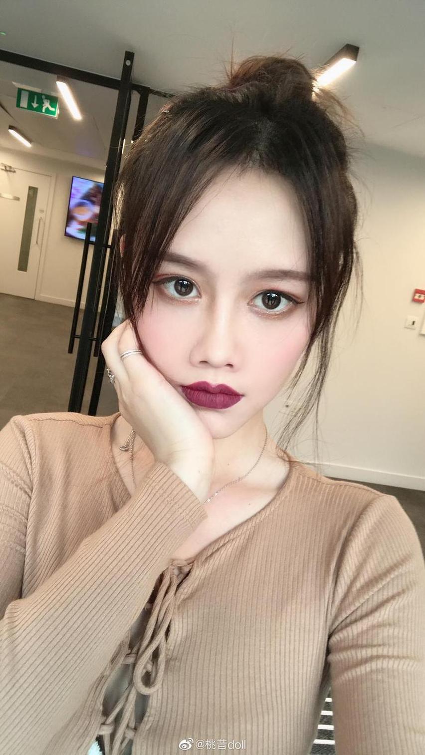 桃昔doll搜索不到的美图，让你感受视觉上的极致享受-51acg