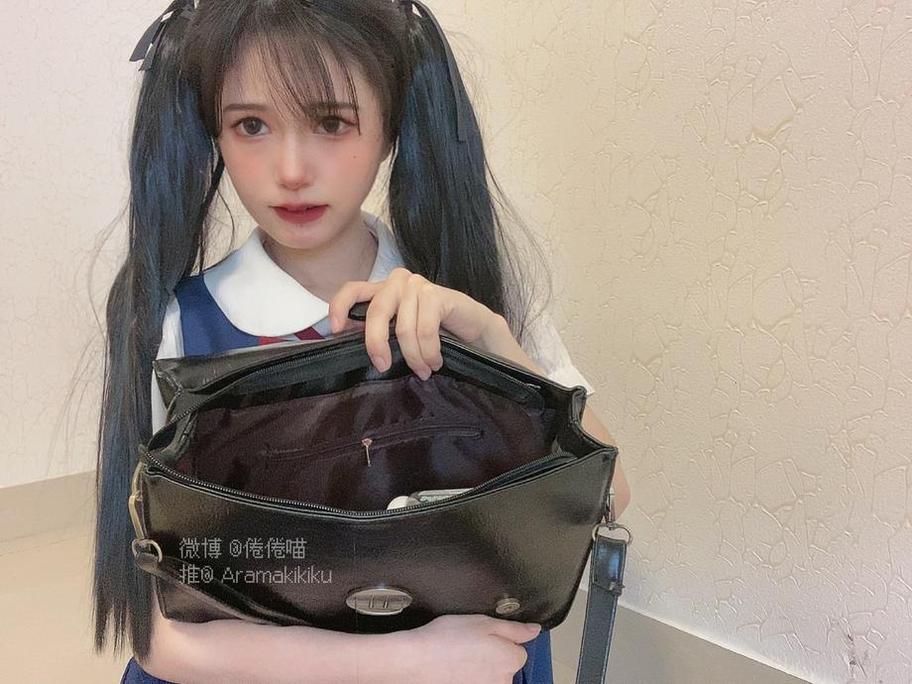 倦倦喵蓝梅的原图揭秘，美轮美奂-51acg