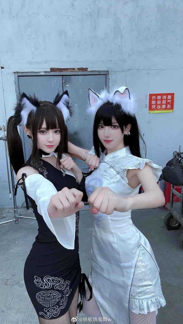 拍照技巧大公开，快来学习拍摄草莓女孩铁板烧鬼舞美图-51acg
