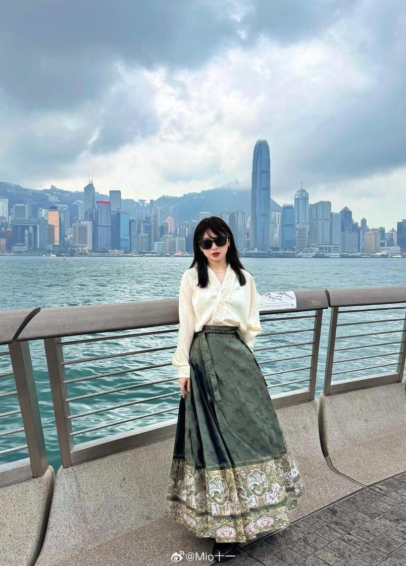 Mio十一cosdva神仙颜值，无敌好看的cosplay之旅-51acg