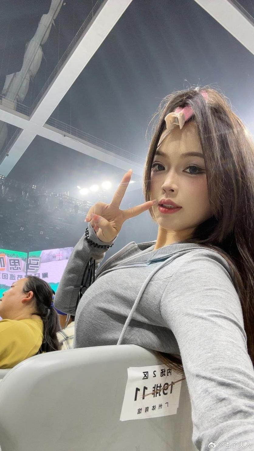 最酷的白烨cos图原图集，尽在你眼前-51acg