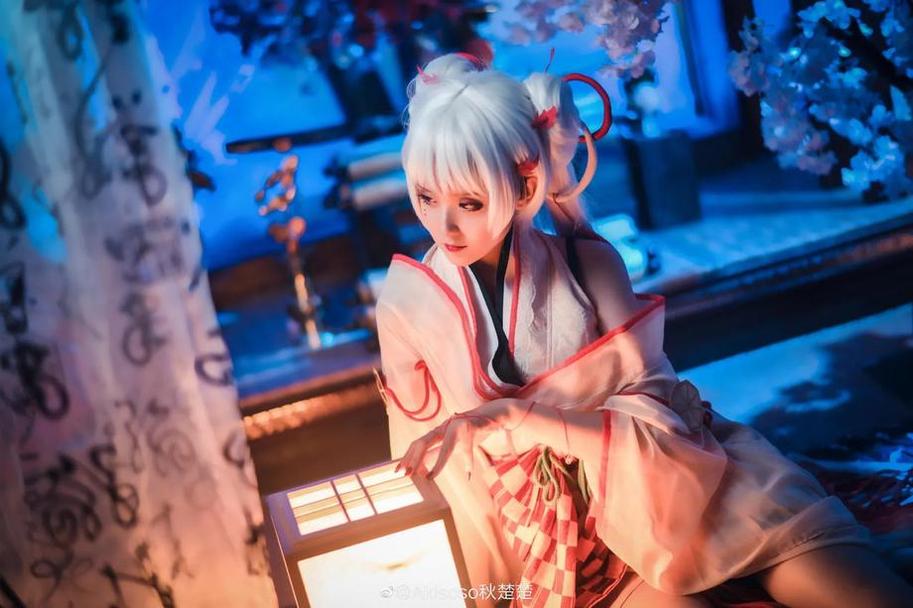 秋楚楚cosplay高清照片大公开，海量原图任你欣赏-51acg