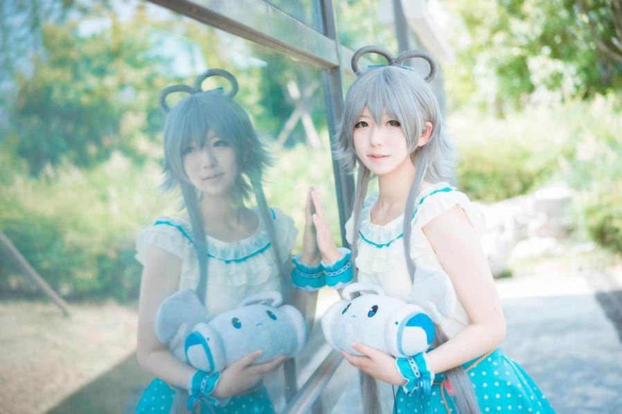 弥音音ww的摄影作品，充满感性与美感的视觉盛宴。-51acg