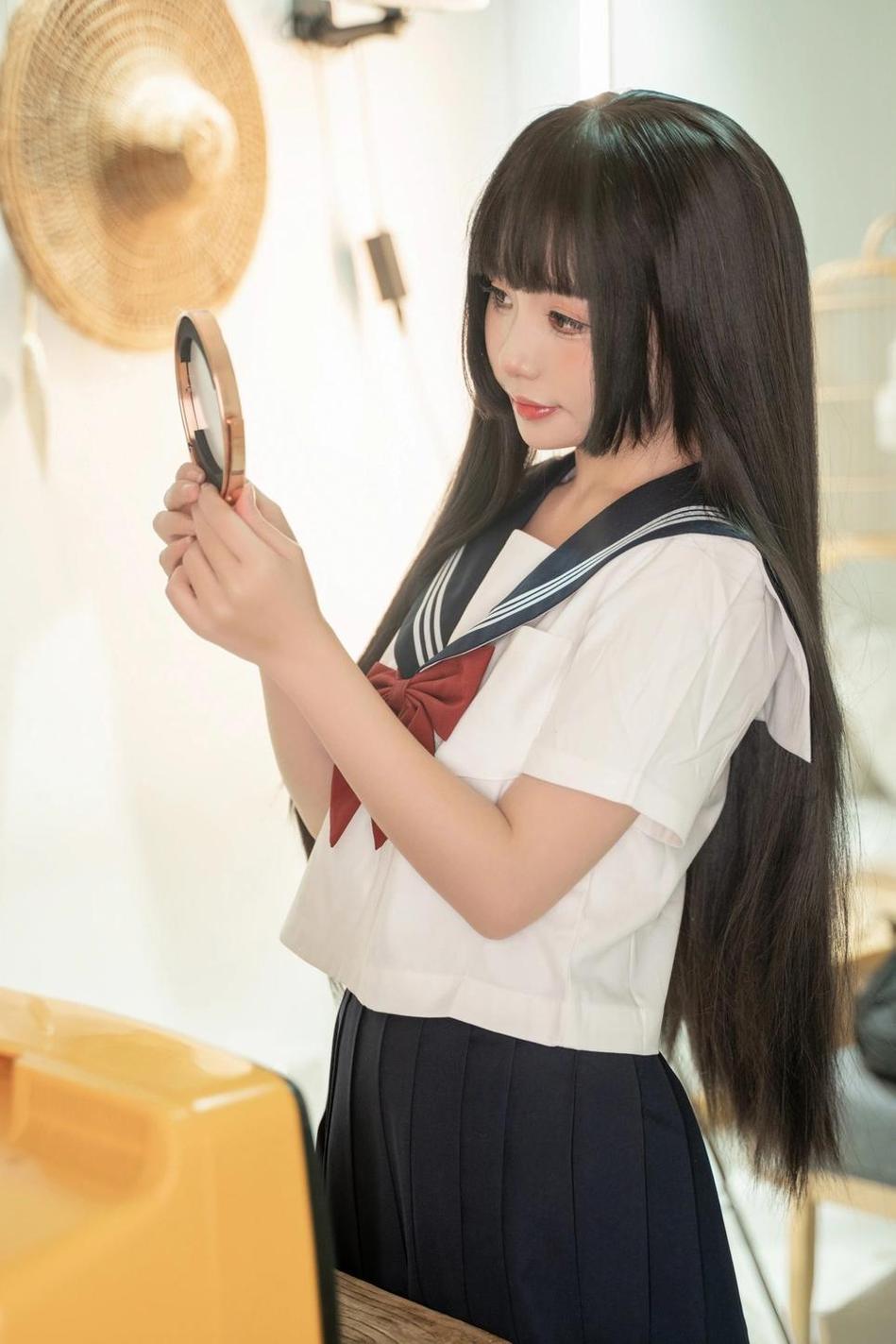 爆机少女喵小吉纳西妲的美图原图：好看的水下摄影-51acg