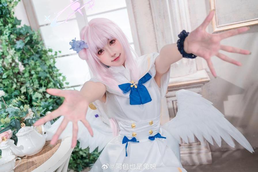 经典角色再现！阿包也是兔娘舰长护士cosplay美图感受战舰少女魅力-51acg