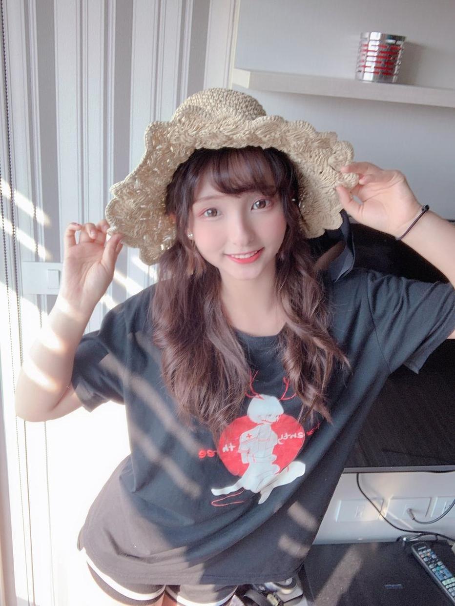 神楽坂真冬cos瓶儿：超美高清，让你爱不释手-51acg