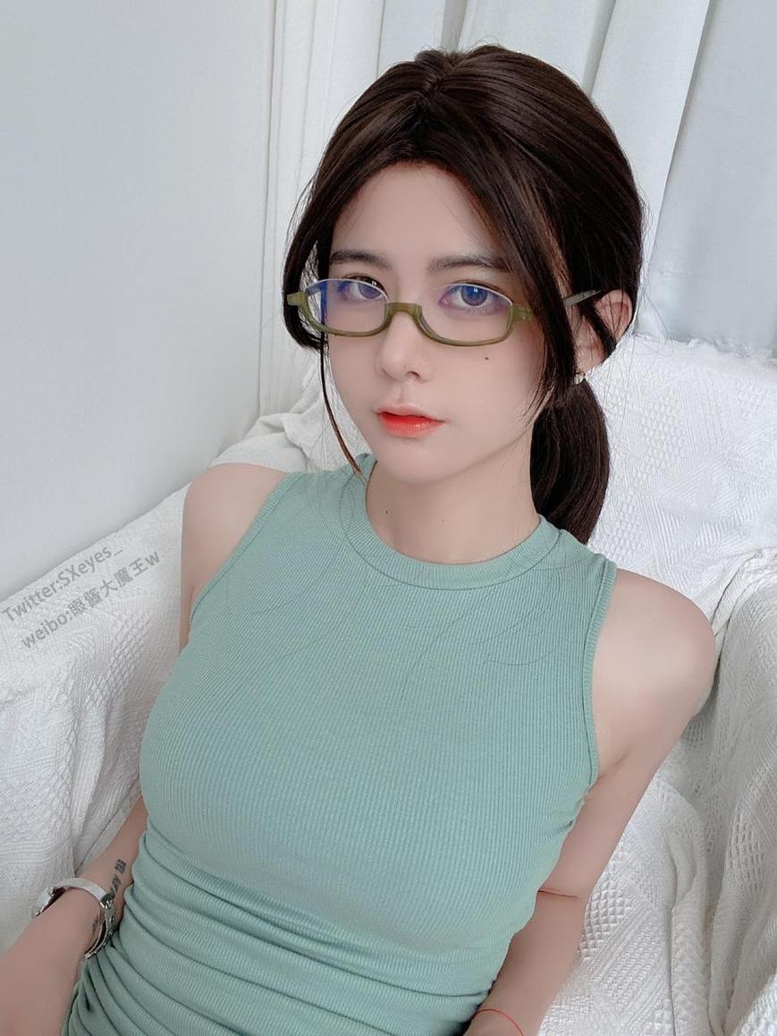 氪哩氪哩眼酱大魔王合集，收录最精彩的cos图片和摄影照片-51acg