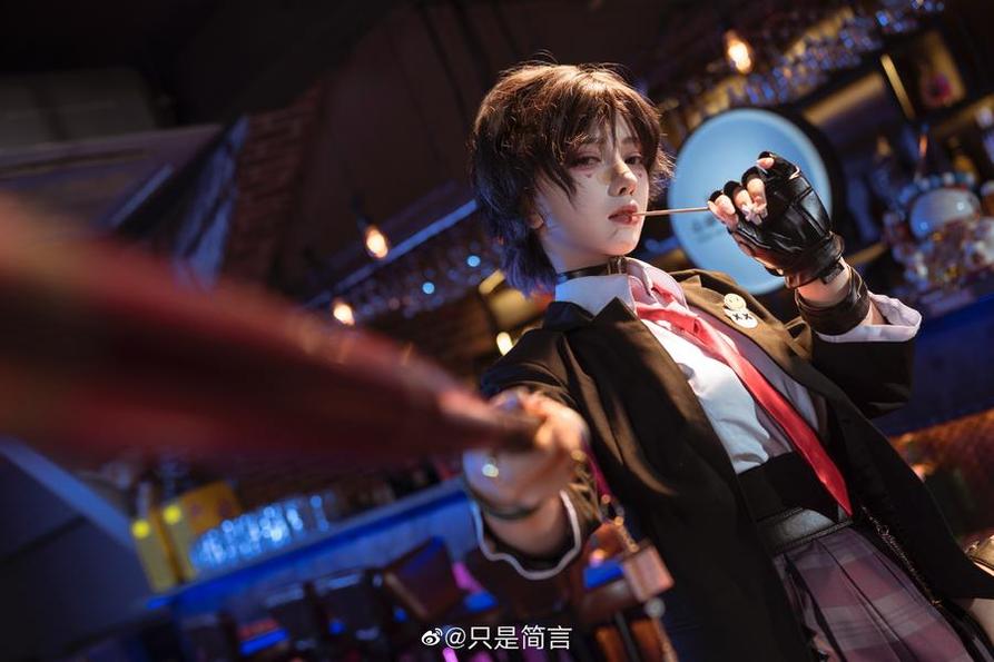 素颜也能出彩！只是简言的美图图包来袭-51acg