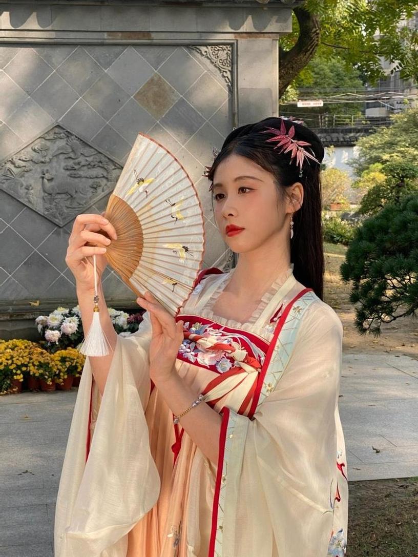 不可错过的一只小仙若黑料cosplay图包，数百张cos照片合集-51acg