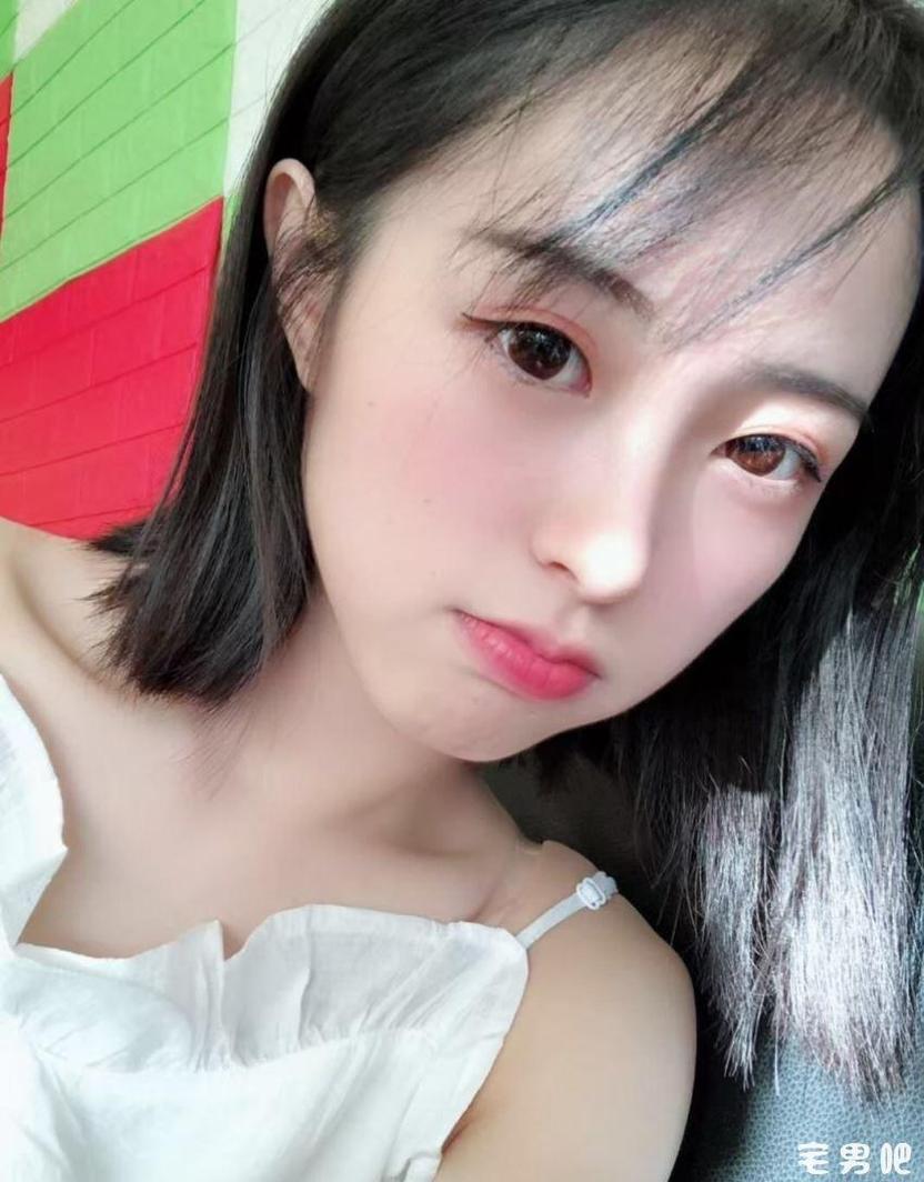 “一尾阿梓ins号”更新美图图包-51acg