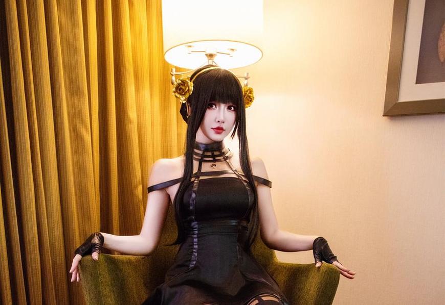 炽热cos作品，Onlyfans网红misswarmj撩人心弦-51acg