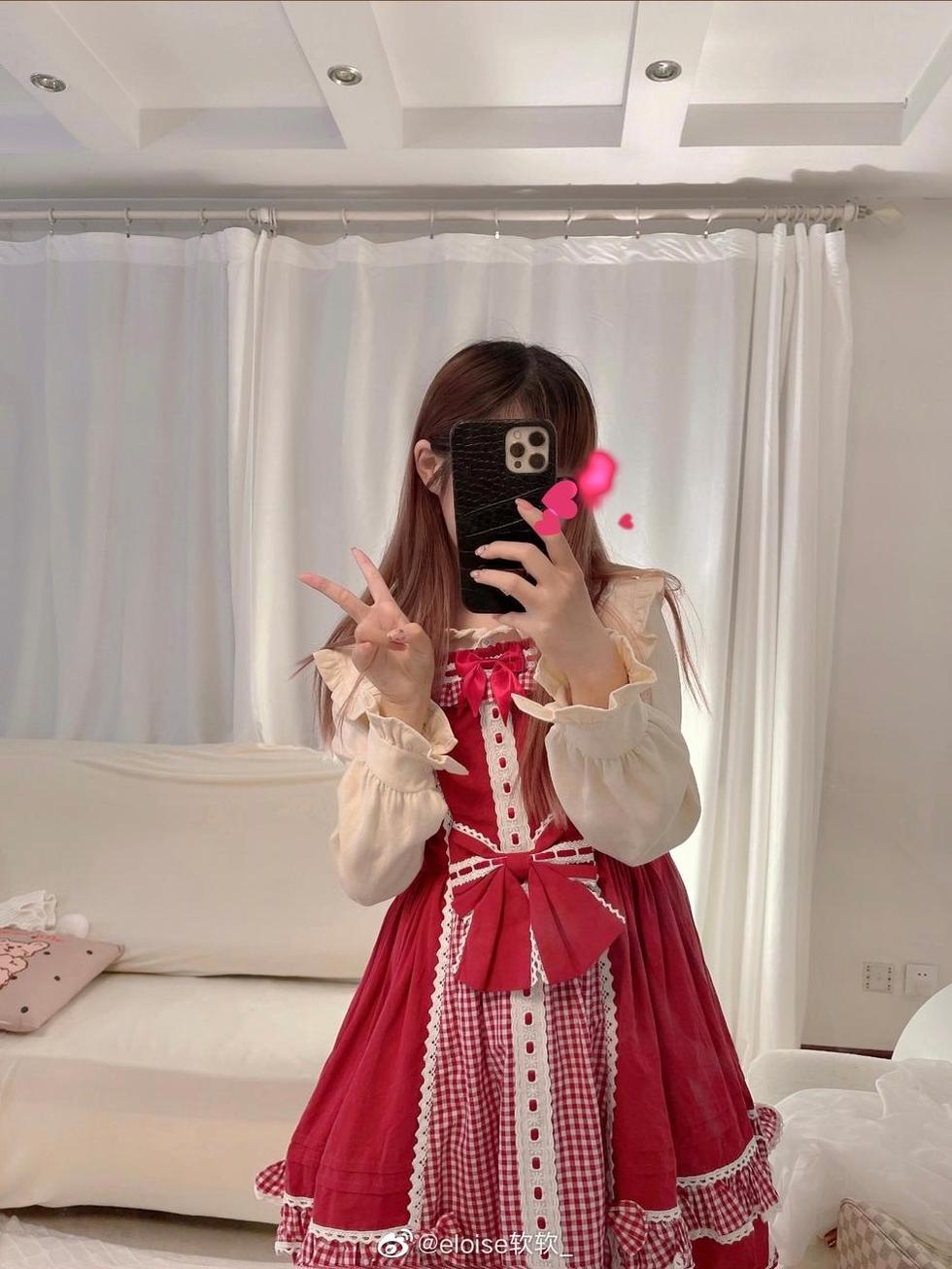 唯美必赏：Eloise软软视图的美图图包-51acg