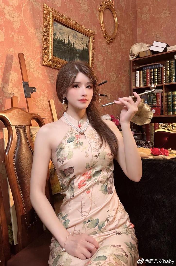 轻松上手！鹿八岁baby图片的cos作品集合，让你一秒变coser-51acg