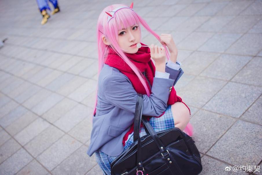 zerotwocosplay时雨不迟分享了最新的cos作品-51acg