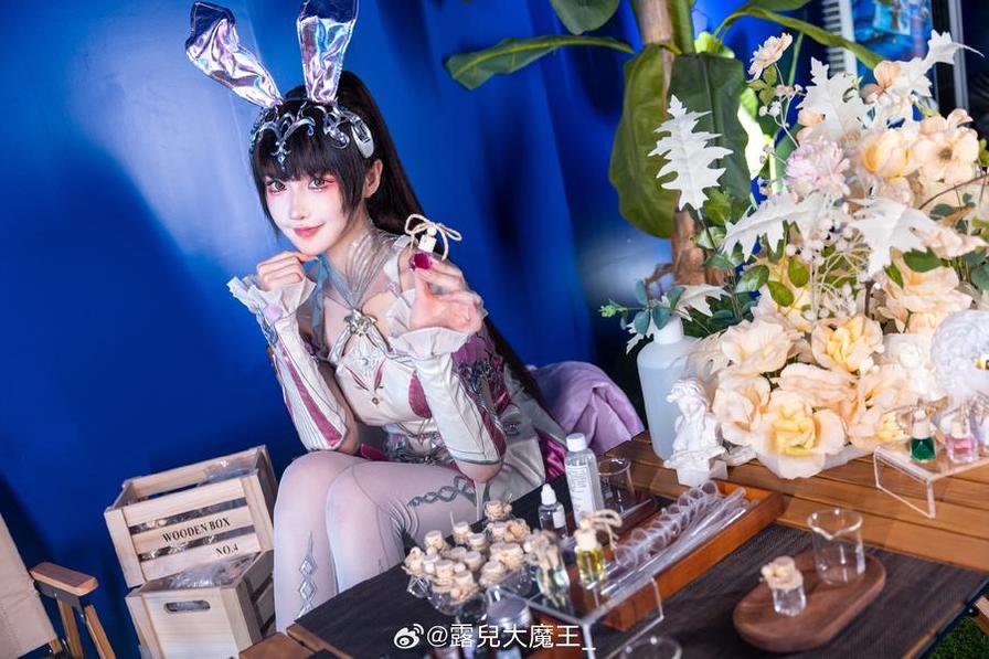 大魔王露儿可以睡吗？来看我最喜欢的cos图片-51acg