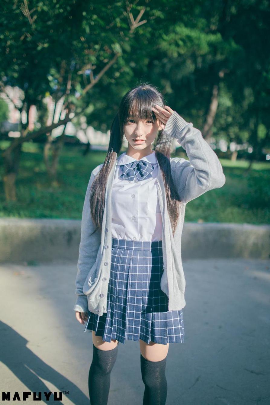 欣赏神乐坂真冬之柴郡纯色庭院：最美的集锦照片-51acg