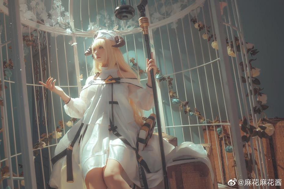 雄心勃勃的麻花酱Boo图片艺术大展炫丽绽放-51acg