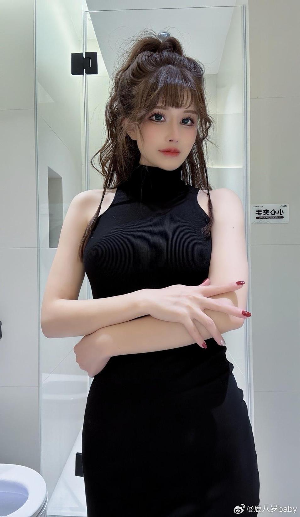 鹿八岁下载，高清美图不容错过-51acg