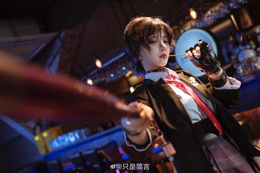 只是简言saber，照片图包精选分享-51acg