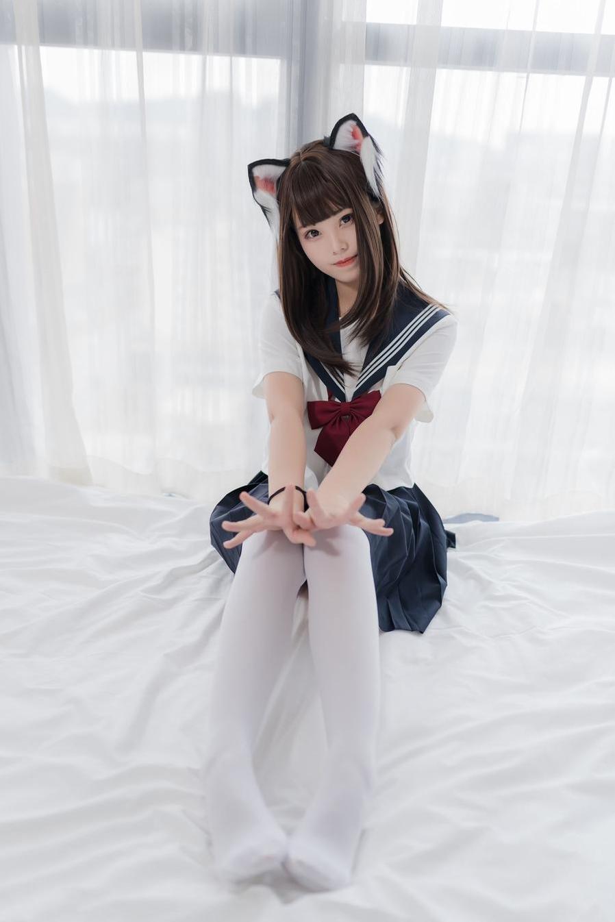 蜜汁猫裘cos图包：一袭猫咪服，千种风情，尽显我的可爱和魅惑。-51acg
