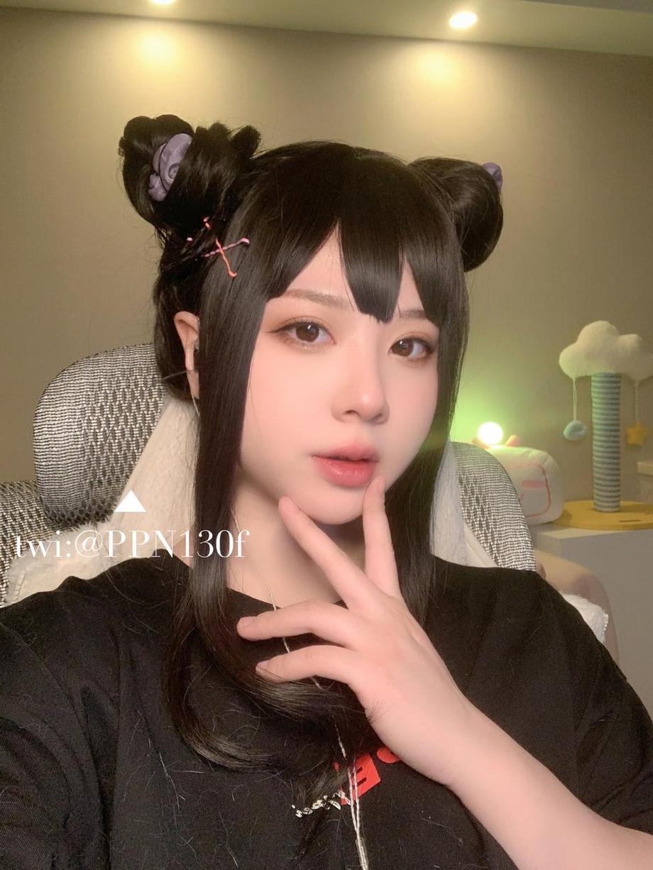 皮皮奶可可爱了图集：制服美眉套图大放送-51acg