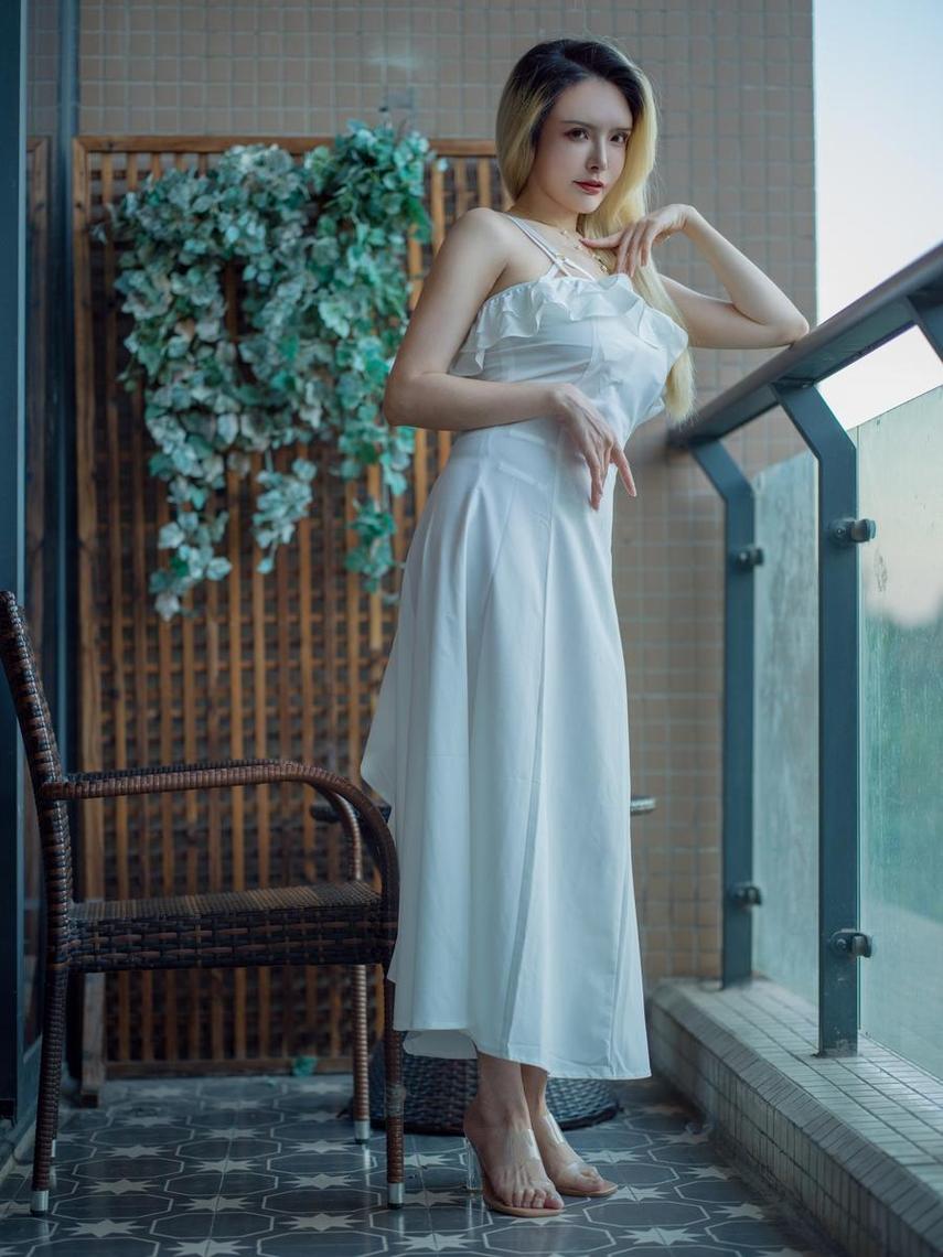 多角度拍摄，呈现不一样的美，【秋和柯基透明兔女仆】高清原图呈现-51acg