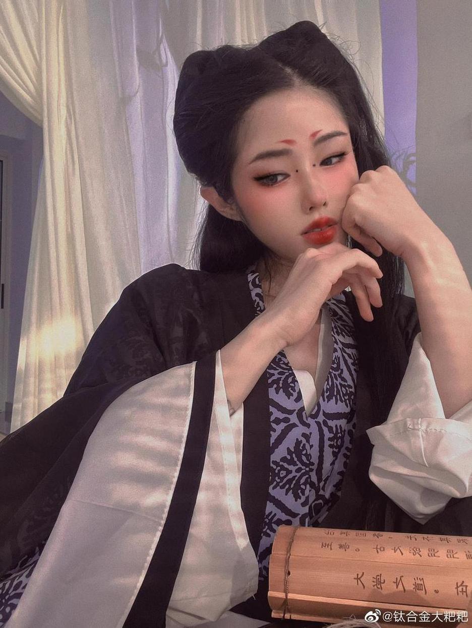 titi钛合金图集：汇集各类精美cos作品，一次性看个够-51acg