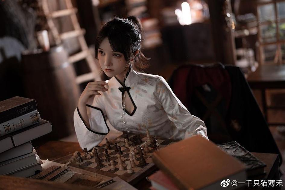 摄影大师一千只猫薄禾的微博，给你送上无删的美图。-51acg