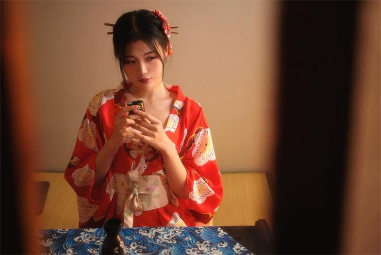 一米八的大梨子暖饱完美演绎的cos图集，让人叹为观止-51acg