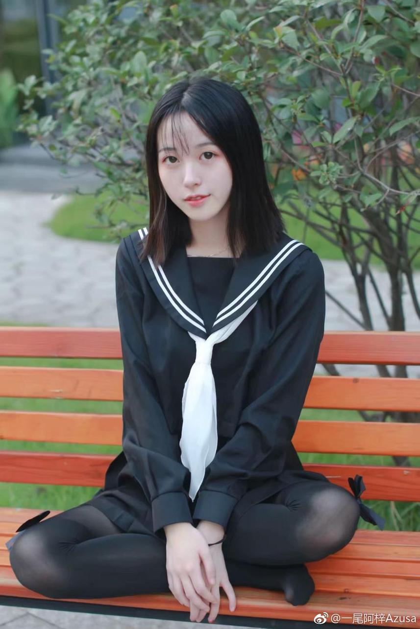 一尾阿梓是一个人吗 – 美图中的无与伦比美感-51acg