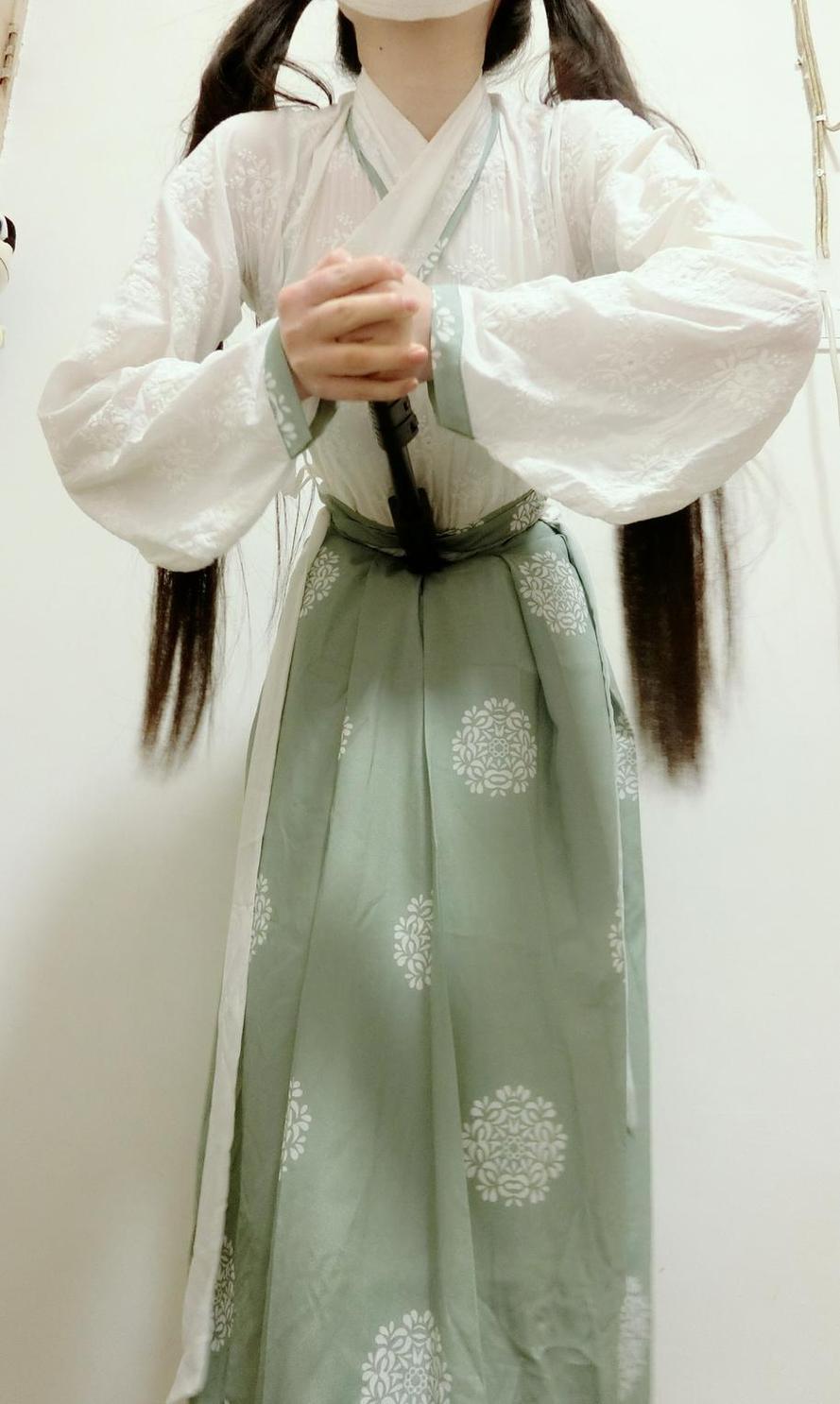 美图西尔酱校服图片：coser必备原图收藏-51acg