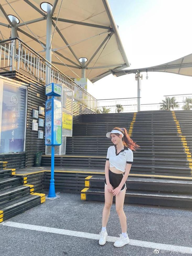 一只小仙若和嗜血之暗，绝美原图珍藏无删剪-51acg