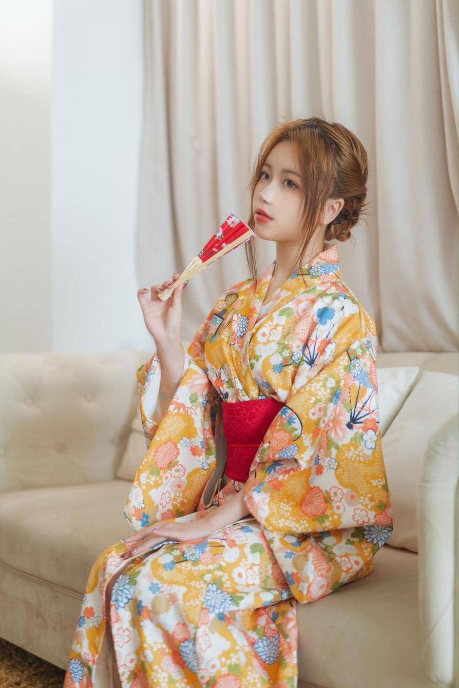 颜值爆表！亦南南南cos绽放唯美照片-51acg