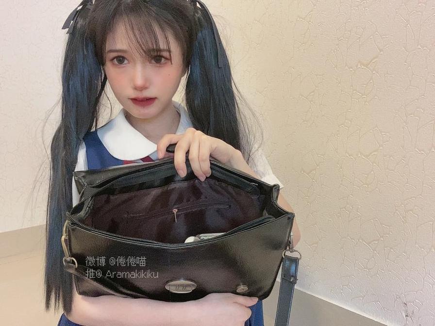 星际穿越？还是嗷呜萌装？倦倦喵体操服cos你就是大赢家-51acg